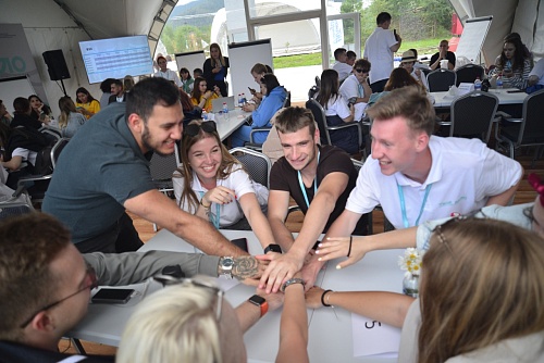 В Байкальске молодые предприниматели представили прогрессивные решения в сфере экологии для крупных компаний страны 