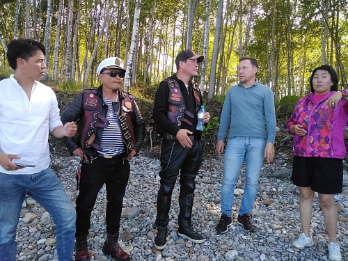 Международный мотоклуб из Монголии принял участие на круглом столе по перспективам развития транзитного туризма в Байкальске